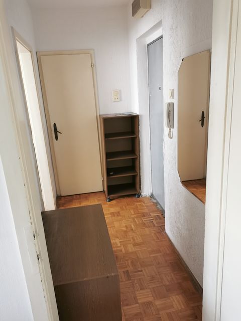 Bulevar Mihaila Pupina 85, Beograd - 6