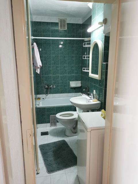 Bulevar Mihaila Pupina 85, Beograd - 4