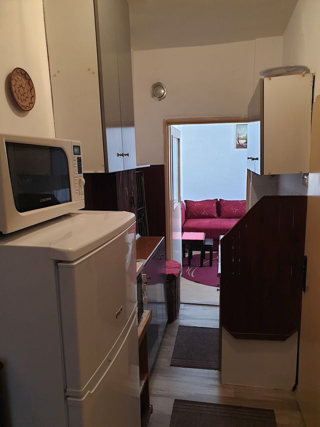 Bistrička 1, Beograd - 7