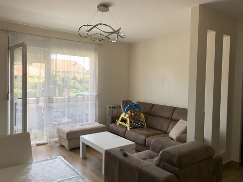 Puškinova 7v, Beograd