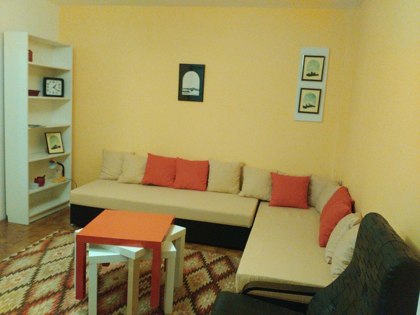 Milutina Milankovića 82, Beograd