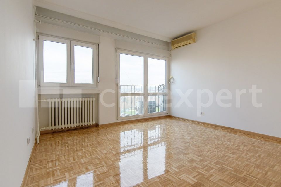 Ljutice Bogdana 2/2, Beograd - 3