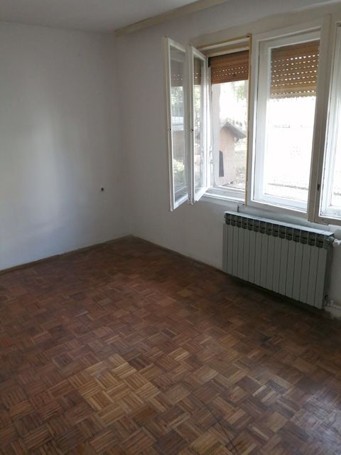 Kumanovska 29, Beograd