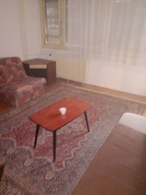 Radovana Simića-Cige 42, Beograd - 4