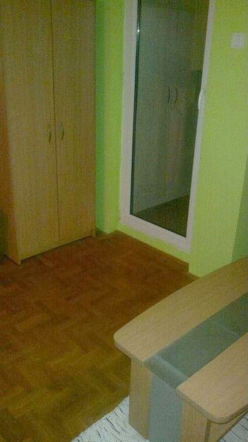 Momčila Tapavice 36, Novi Sad - 12