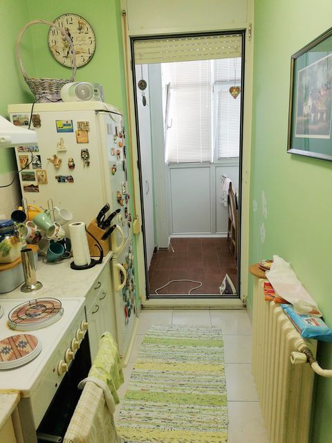 Simeona Pišćevića 19, Novi Sad - 7