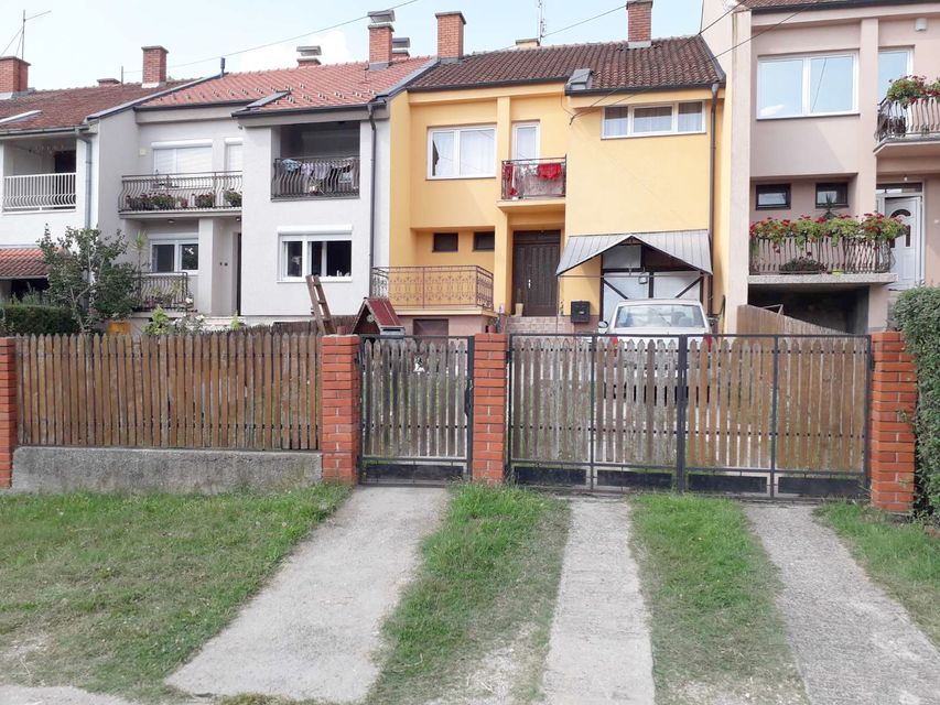 Vojvode Petra Bojovića 40, Kragujevac - 9