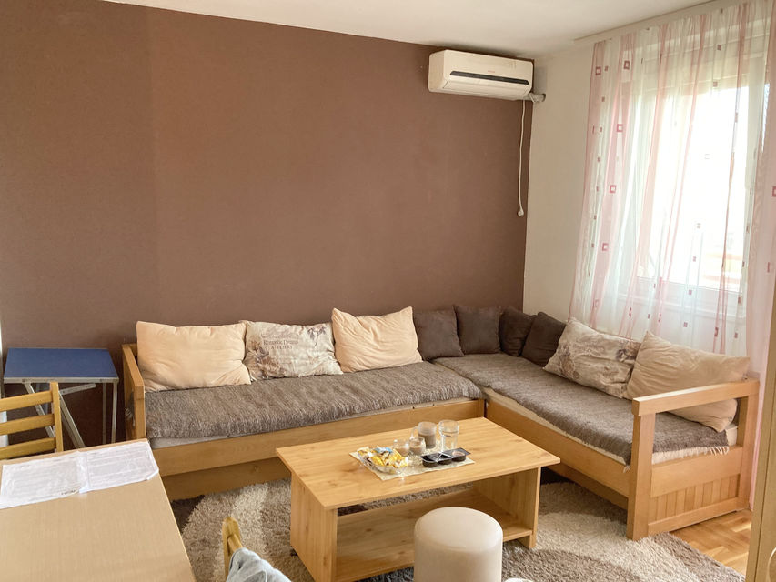 Janka Čmelika 46, Novi Sad - 1