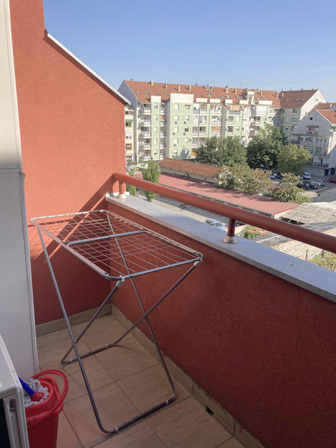 Janka Čmelika 46, Novi Sad - 9