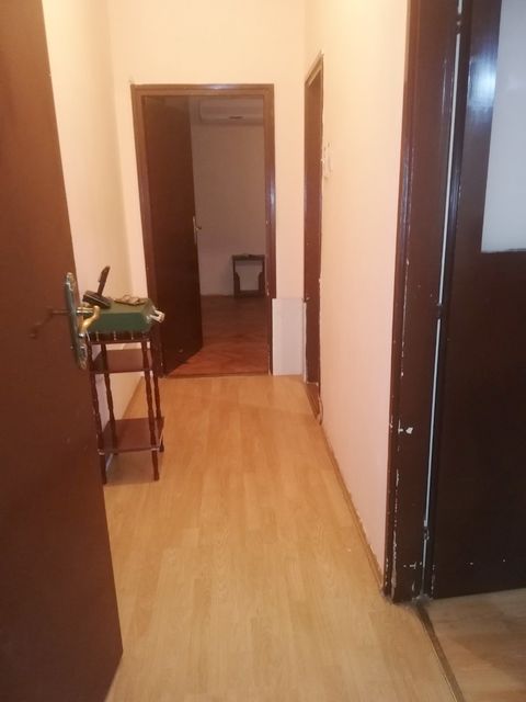 Marijane Gregoran 5, Beograd - 8