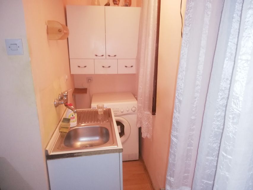 Marijane Gregoran 5, Beograd - 6