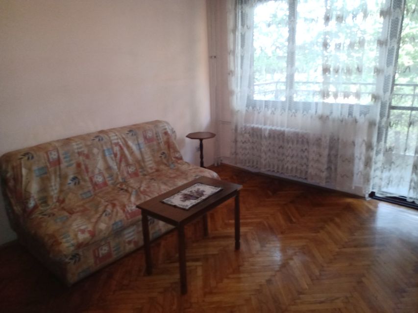 Marijane Gregoran 5, Beograd