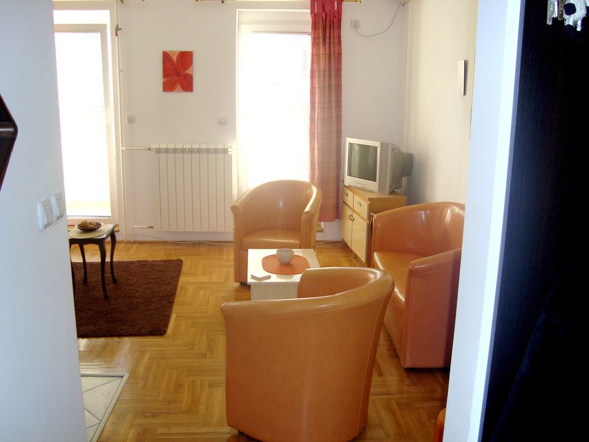 Đevđelijska 9, Beograd - 3