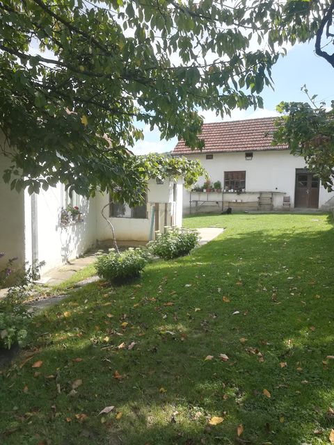  Milutina Milankovića 38, Ruđinci - 7