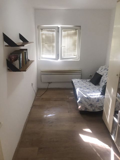 Gradište 13, Beograd - 12