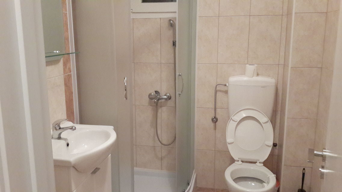 Prvog maja 38, Beograd - 6