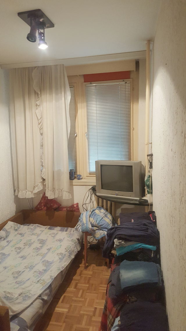 Milana Raspopovića 12, Beograd - 10