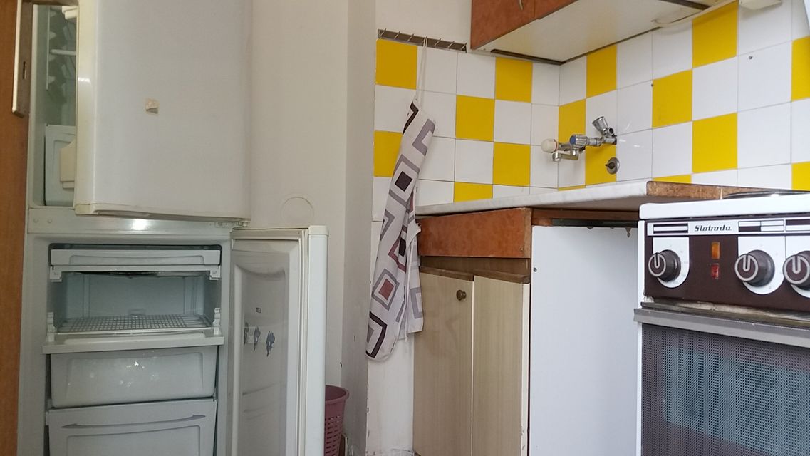 Atinska 40, Kragujevac - 5