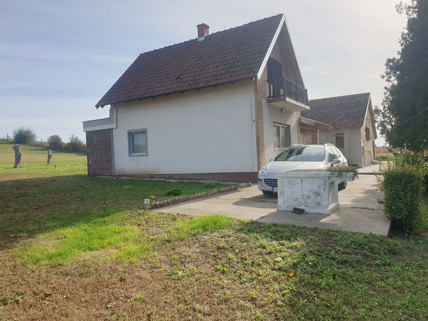 Vinogradi 50, Vrbas - 18