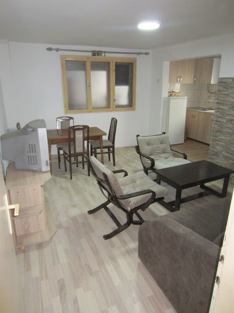 Filipa Filipovića 38, Niš - 1