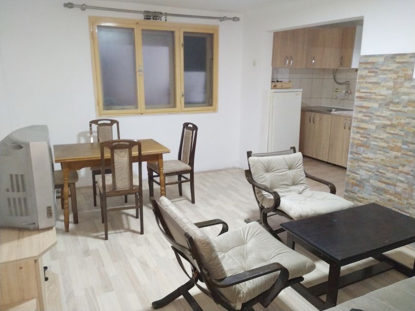 Filipa Filipovića 38, Niš - 15