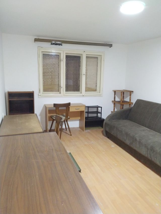 Filipa Filipovića 38, Niš - 18