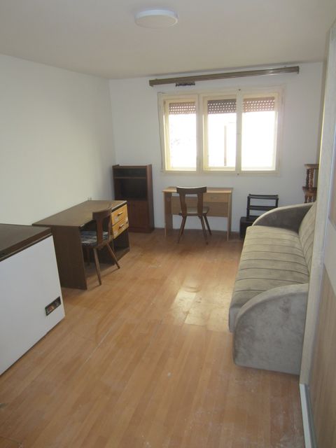 Filipa Filipovića 38, Niš - 9