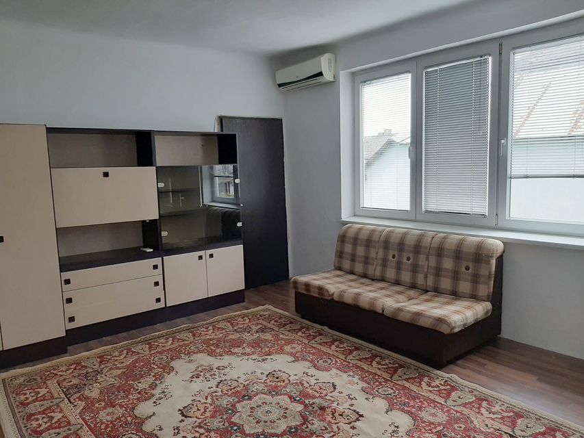 Slovenska 5, Beograd - 9