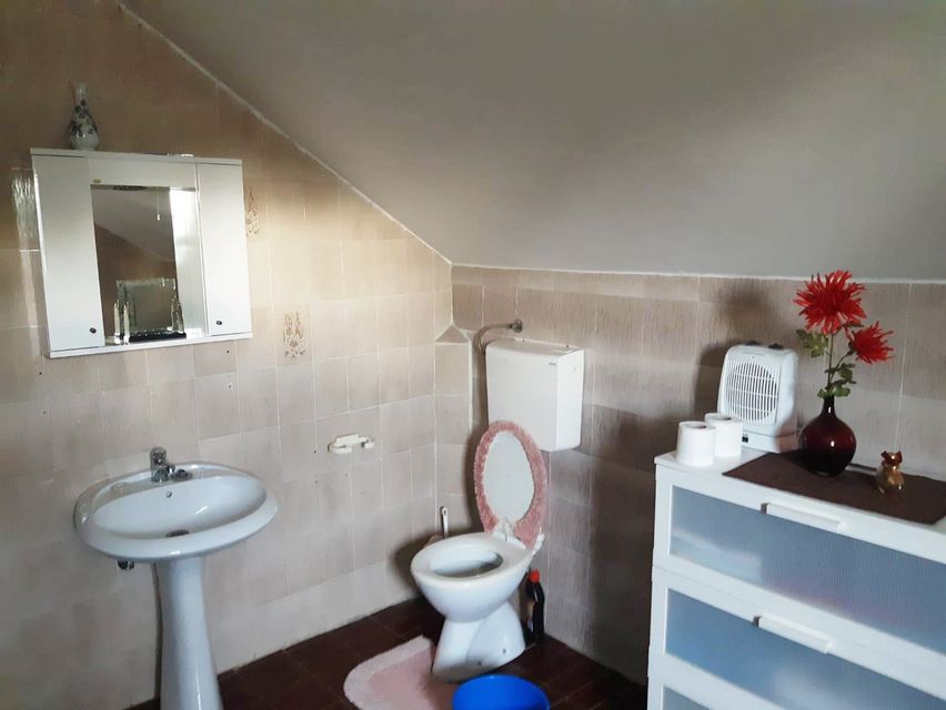 Trg oslobođenja 1, Mali Bač - 17