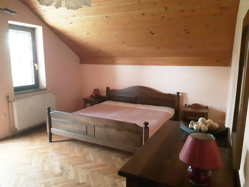 Trg oslobođenja 1, Mali Bač - 13