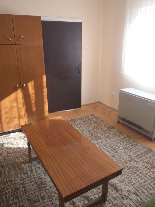 Slavka Rodića 10, Beograd - 4