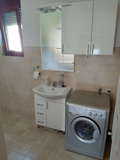 Mihaila Avramovića 15, Beograd - 7