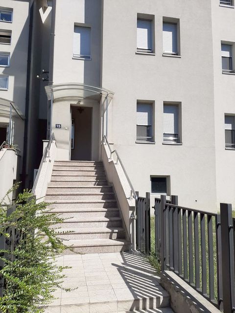 Mihaila Avramovića 15, Beograd - 11