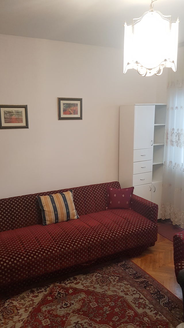 Petra Mećave 21, Beograd - 3