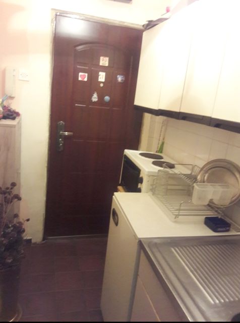 Emilije Jakšić 14, Beograd - 5