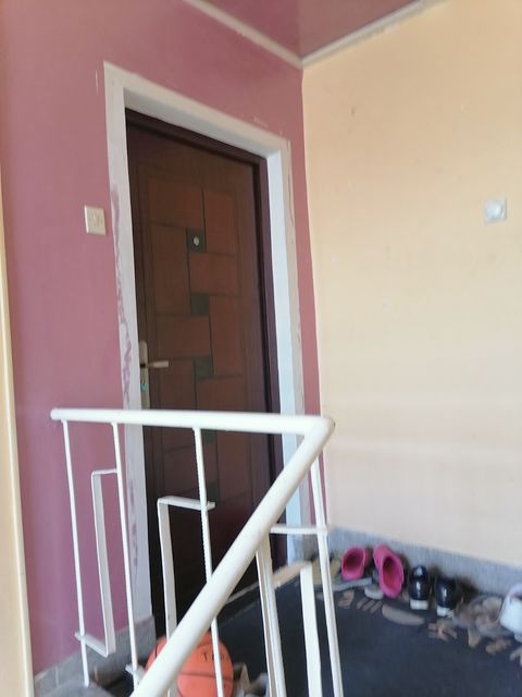 Tina Ujevića 8, Beograd - 9