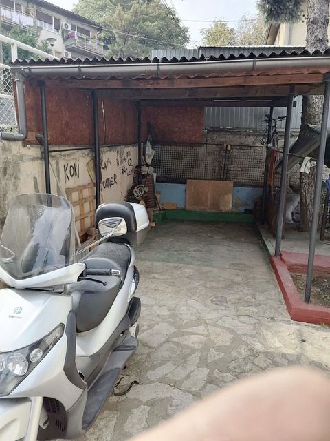 Tina Ujevića 8, Beograd - 7