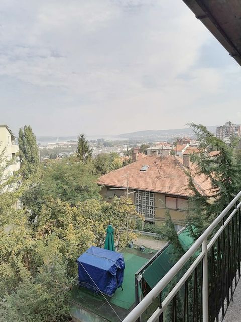 Tina Ujevića 8, Beograd - 6