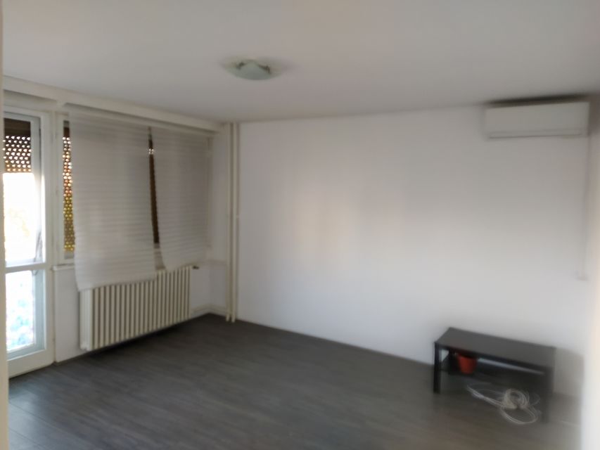 Aleksinačkih rudara 75, Beograd