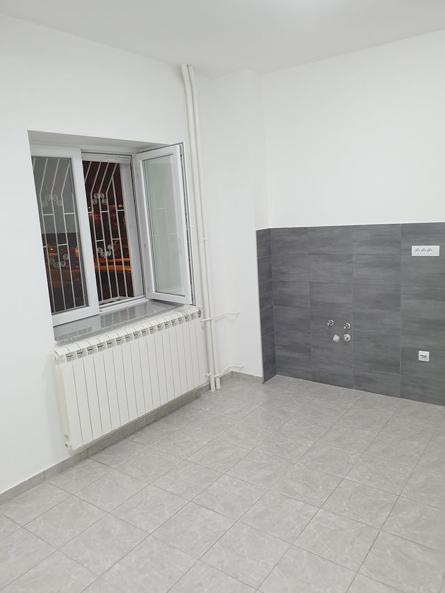 Luja Adamiča 5, Beograd - 7