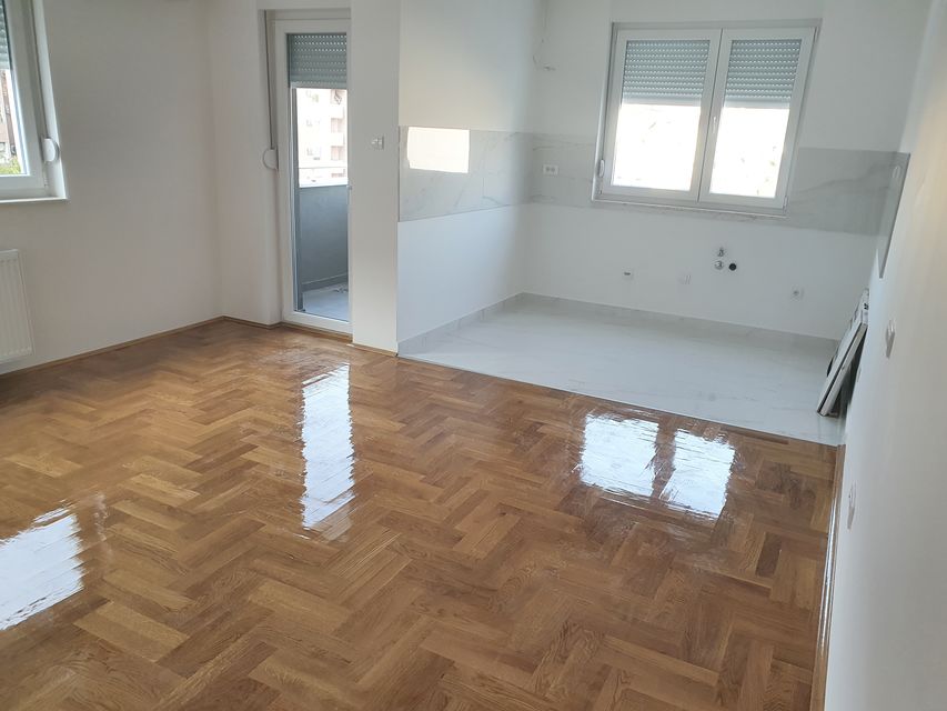 Laze Kostića 8, Novi Sad