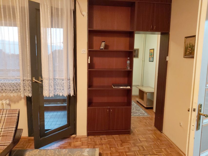 Lazara Kujundžića 86, Beograd - 9