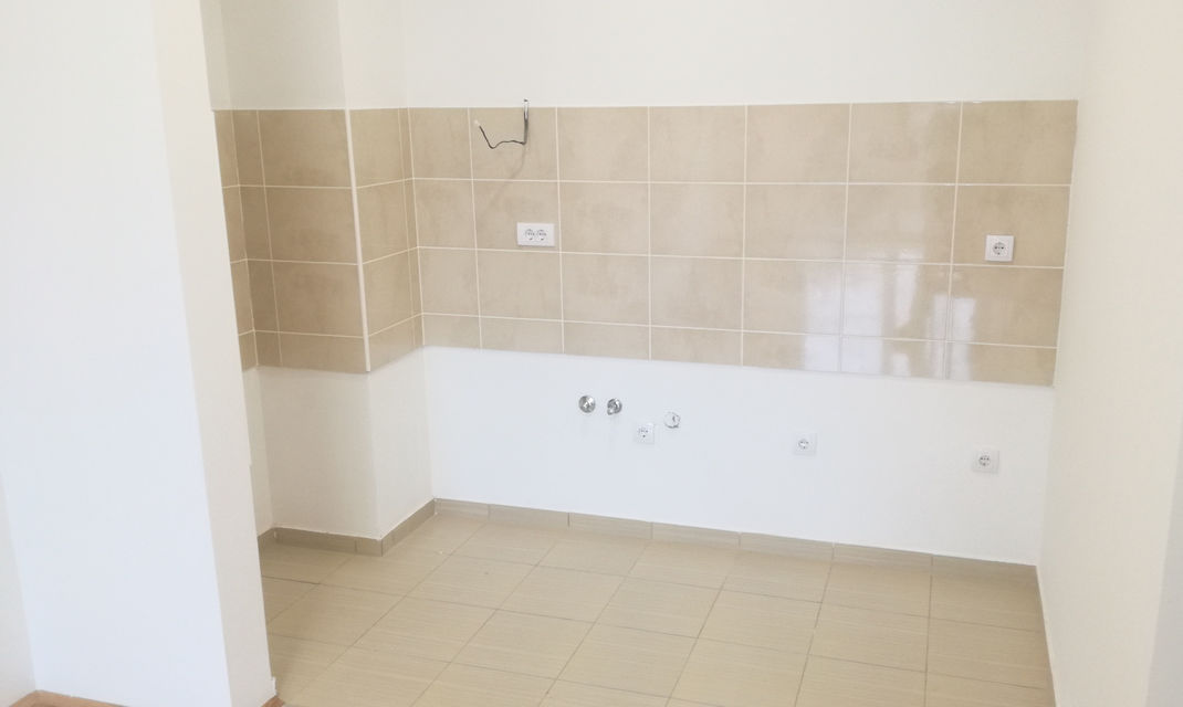 Mornarska 44, Novi Sad - 12