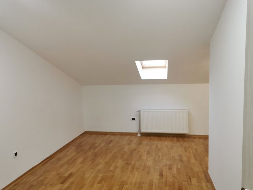 Jug Bogdana 10, Novi Sad - 4