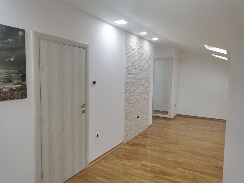 Jug Bogdana 10, Novi Sad - 7