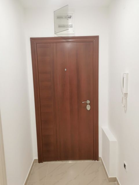 Jug Bogdana 10, Novi Sad - 8