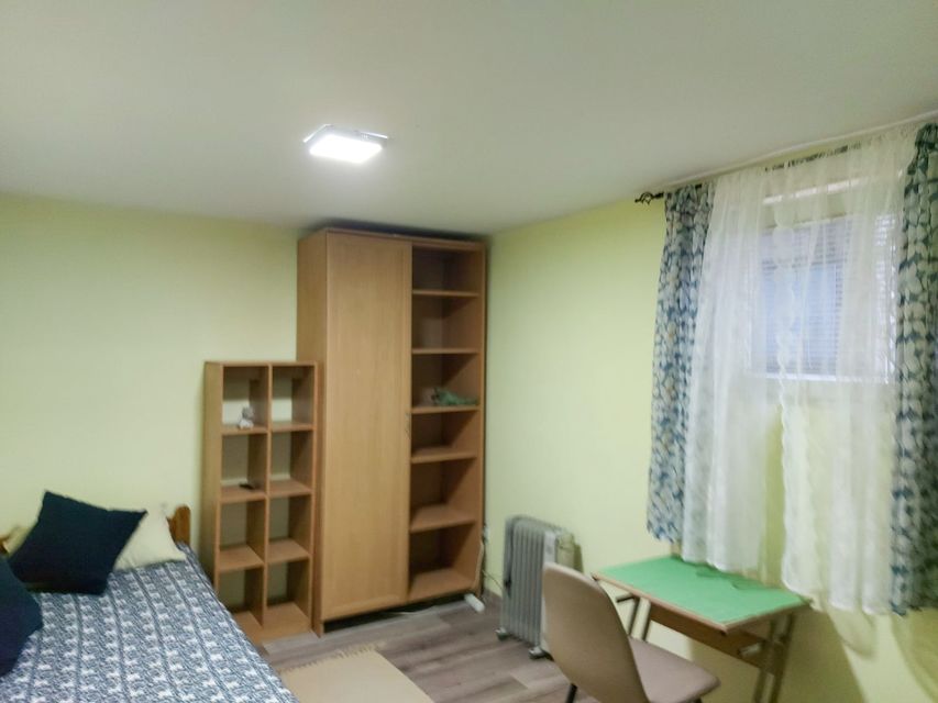 Josipa Kulundžića 10, Beograd - 6