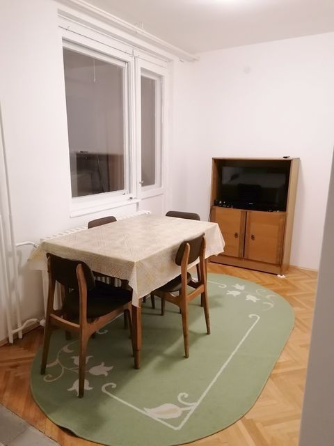 Darinke Radović 10, Beograd - 8