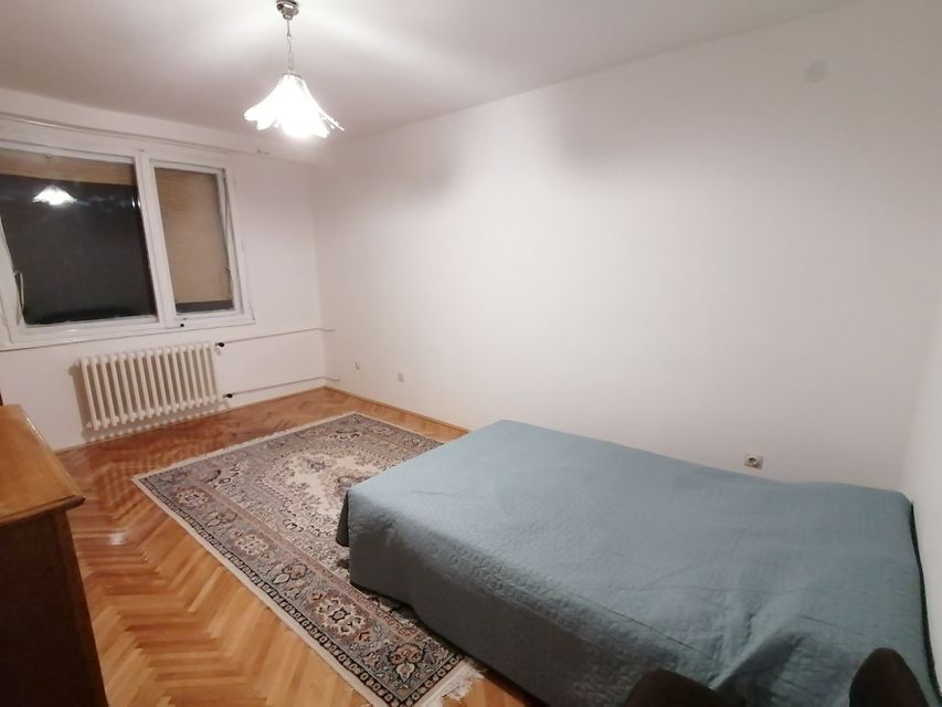 Darinke Radović 10, Beograd