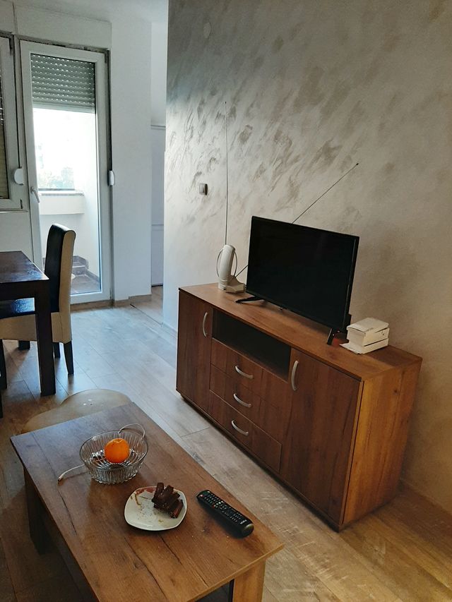 Ustanička 214, Beograd - 6